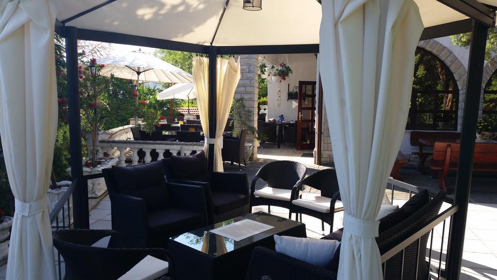 Guest House Villa Marlis Malinska Exterior foto